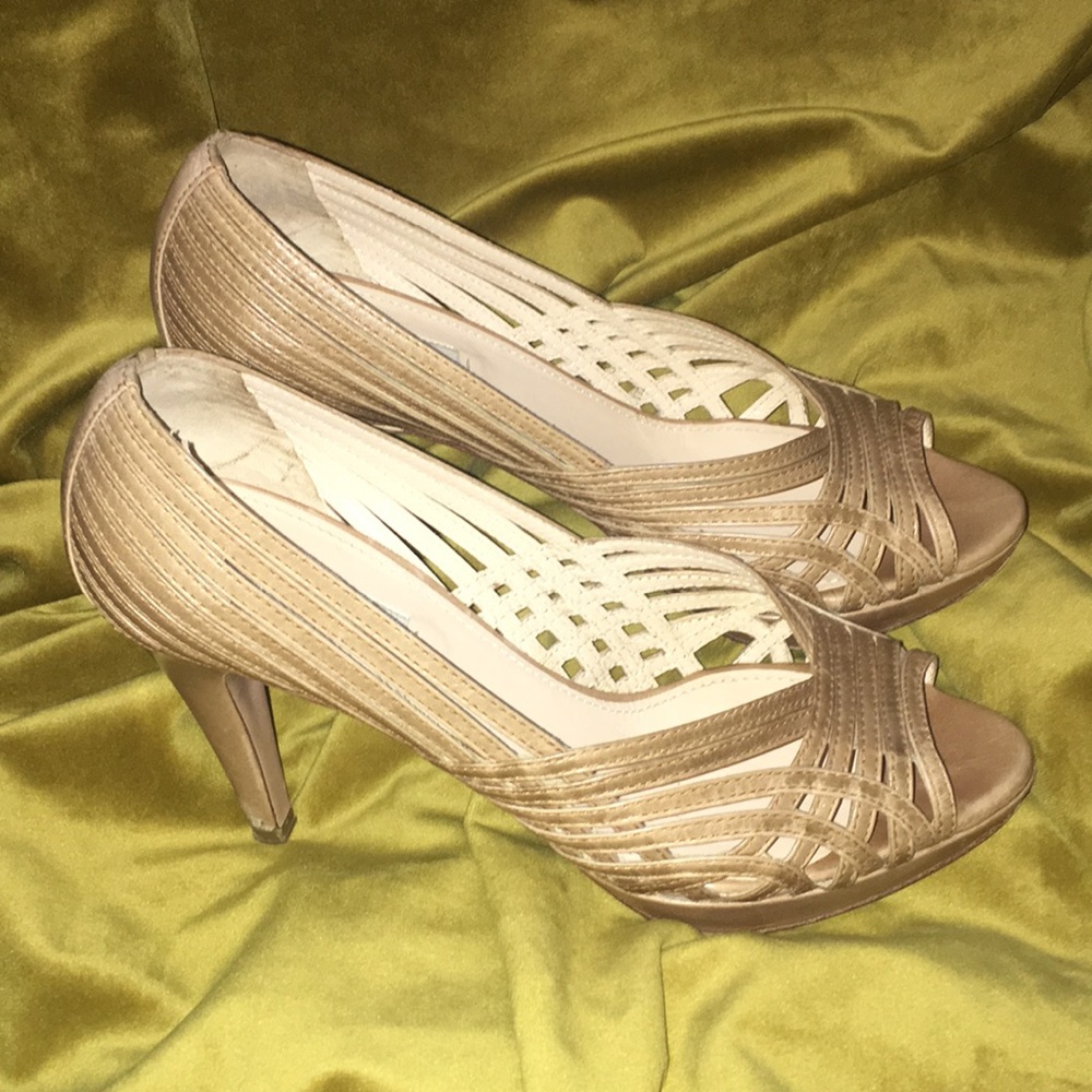 PRADA pumps — size 8